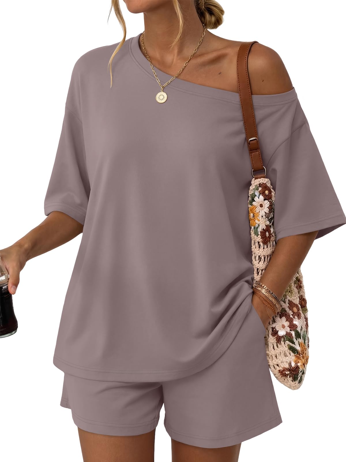 Trendy Queen Women's 2-Piece Summer Lounge Set with Shorts